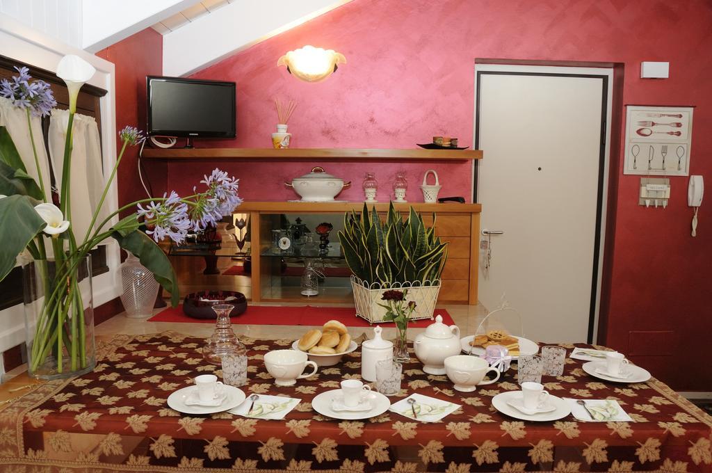 Villa Callas 16 西尔米奥奈 外观 照片